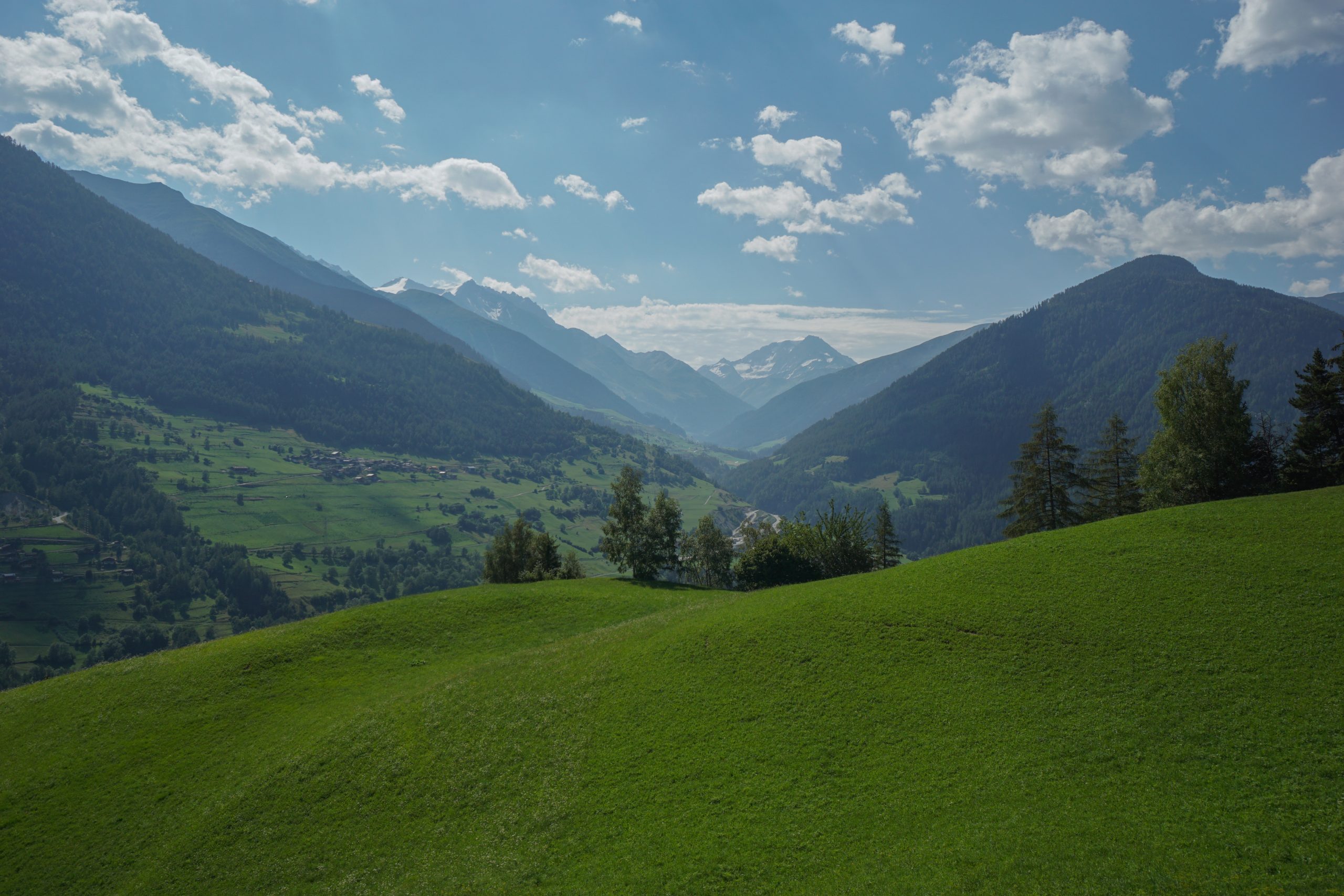 Idyllic Swiss villages (Stage 4)
